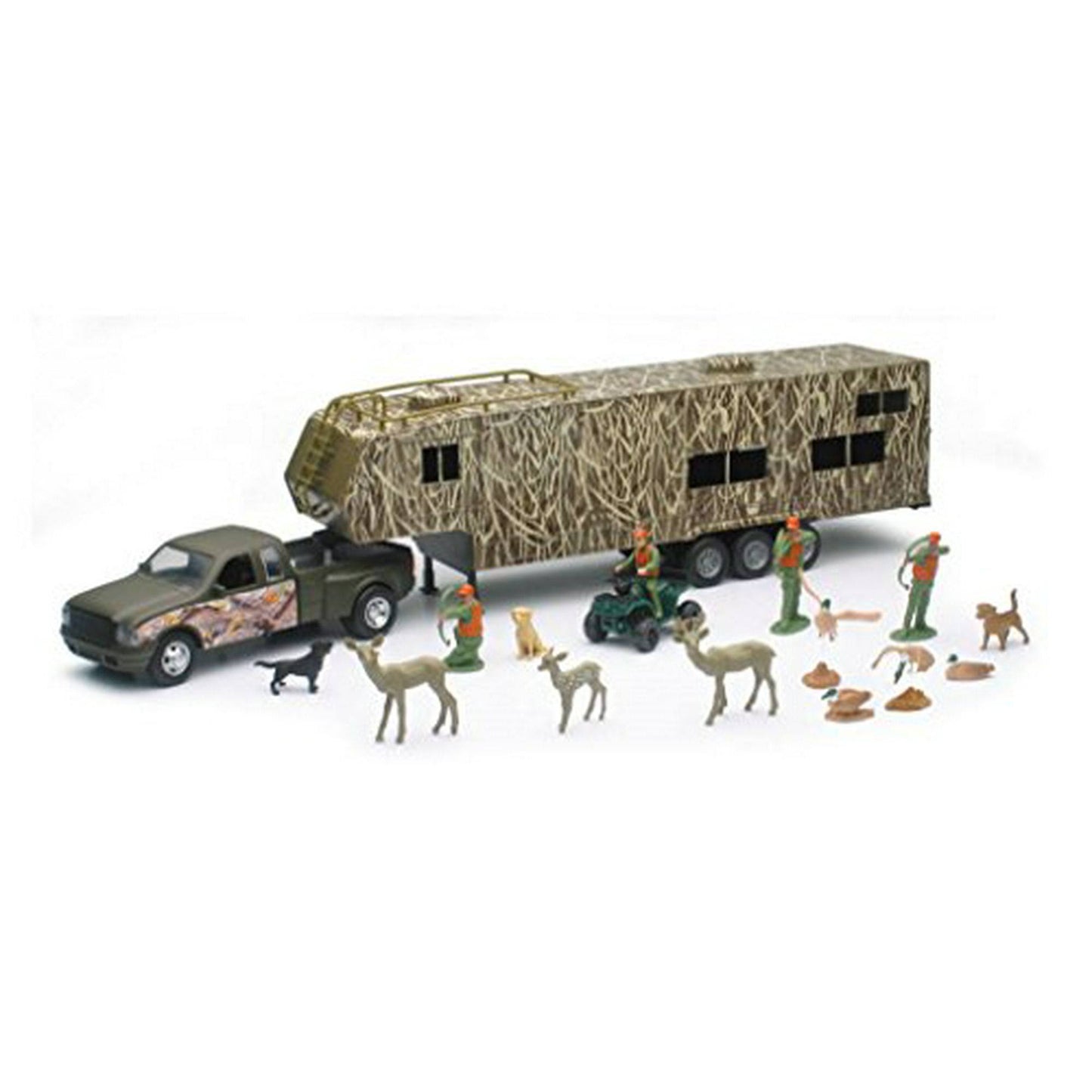 Toys Fifth Wheel W/ Camo Camper & Deer Set